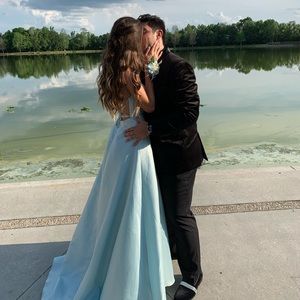 Camile La Vie prom dress